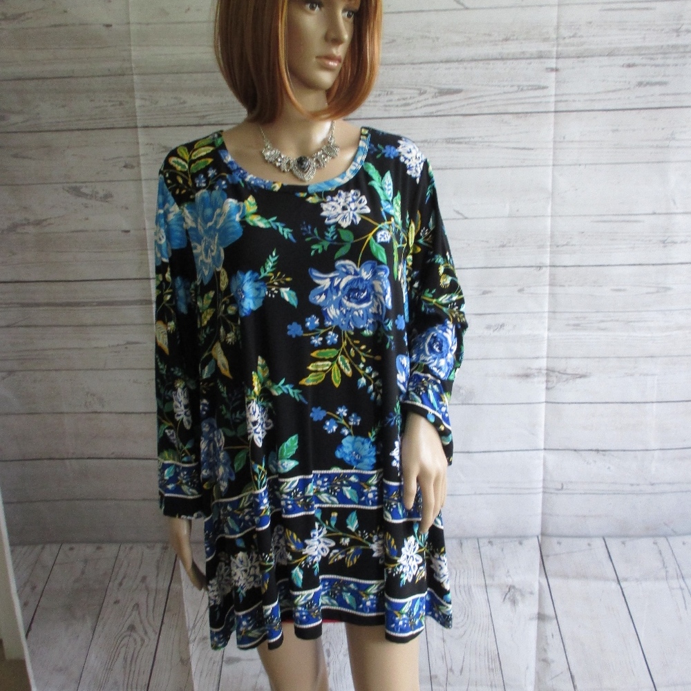 NWT - STUDIO JPR stretchy knit top - sz 2X - $54.